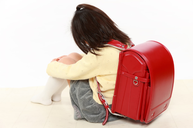 すきっ歯をそのままにしてコンプレックスになった子ども