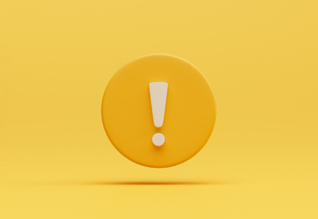 親知らずを抜いた後の注意点を示すビックリマーク