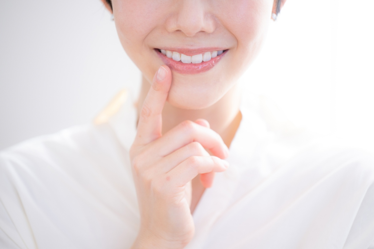 ホワイトニングして綺麗になった歯